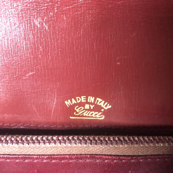 Vintage Gucci Leather Burgundy Maroon Shoulder Bag with Coin Purse - Picture 8 of 16